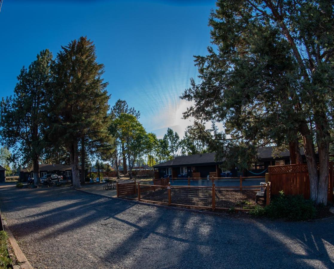 Left Coast Lodge - Pet Friendly Sisters Exterior foto